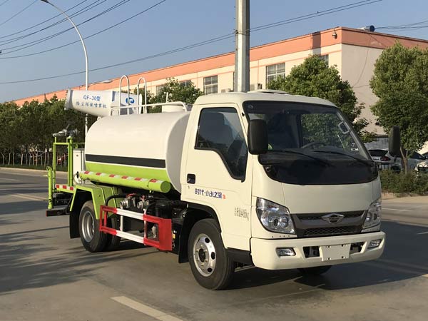 程力威牌CLW5040TDYB6ZS型多功能抑塵車(chē)